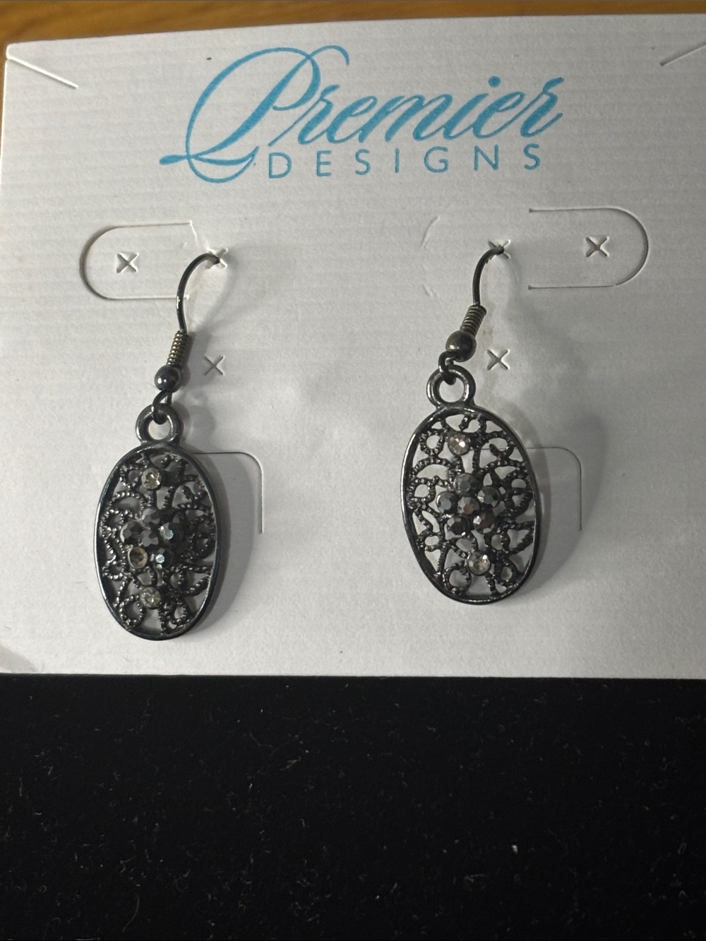 Premier Designs Black Oval Filigree Drop Earrings